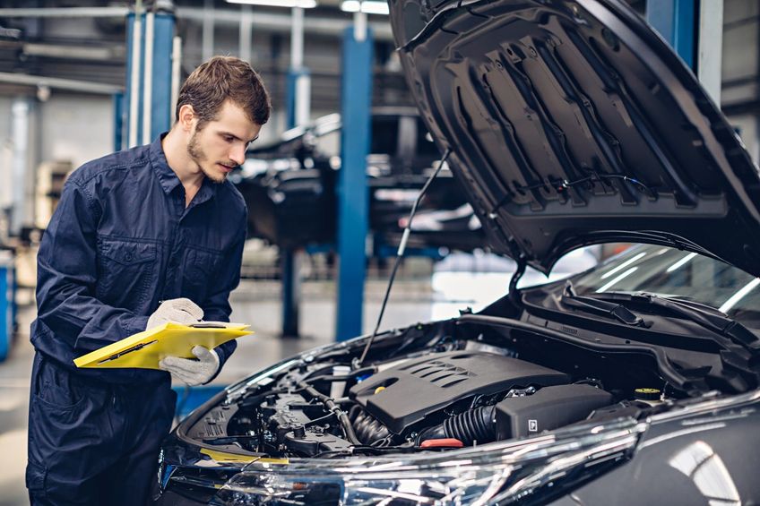 Engine diagnostics for EML at UK Motor Centre Ltd in Ilford